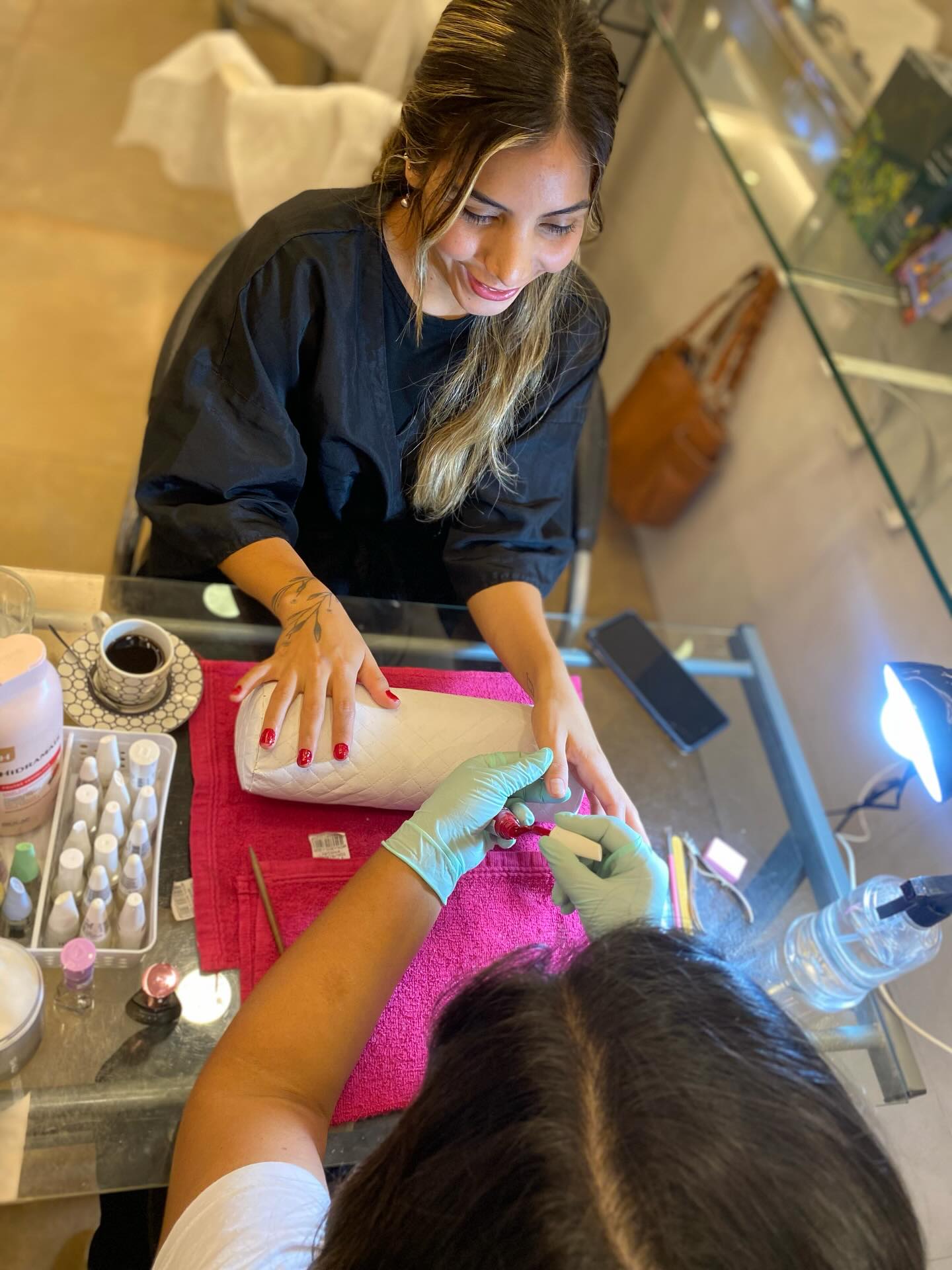 Manicure em Botafogo, Rio de Janeiro | Inter Model Centro de Beleza Manicure em Botafogo, Rio de Janeiro | Inter Model Centro de Beleza