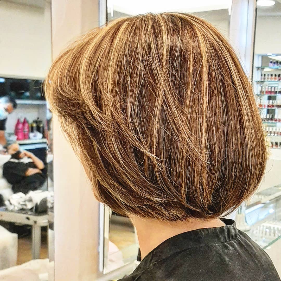 Corte long bob no Inter Model Centro de Beleza, em Botafogo